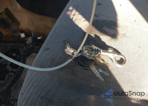 2005 Chevrolet Tahoe Ls from USA, damaged, VIN 1GNEC13T05R265519